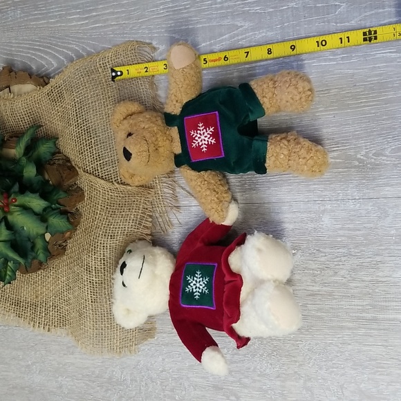 Hallmark Holiday kissing bears - Picture 12 of 12